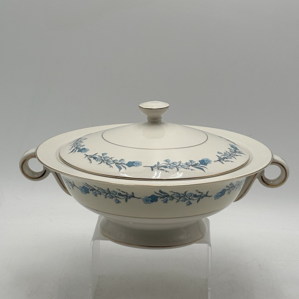 Theodore Haviland Clinton Covered Vegetable Bowl Blue Floral Gold Trim